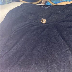 Black long sleeve top with necklace heart choker